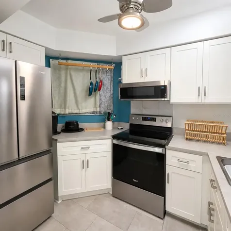 6931 Stones Throw Circle N St Petersburg FL 33710