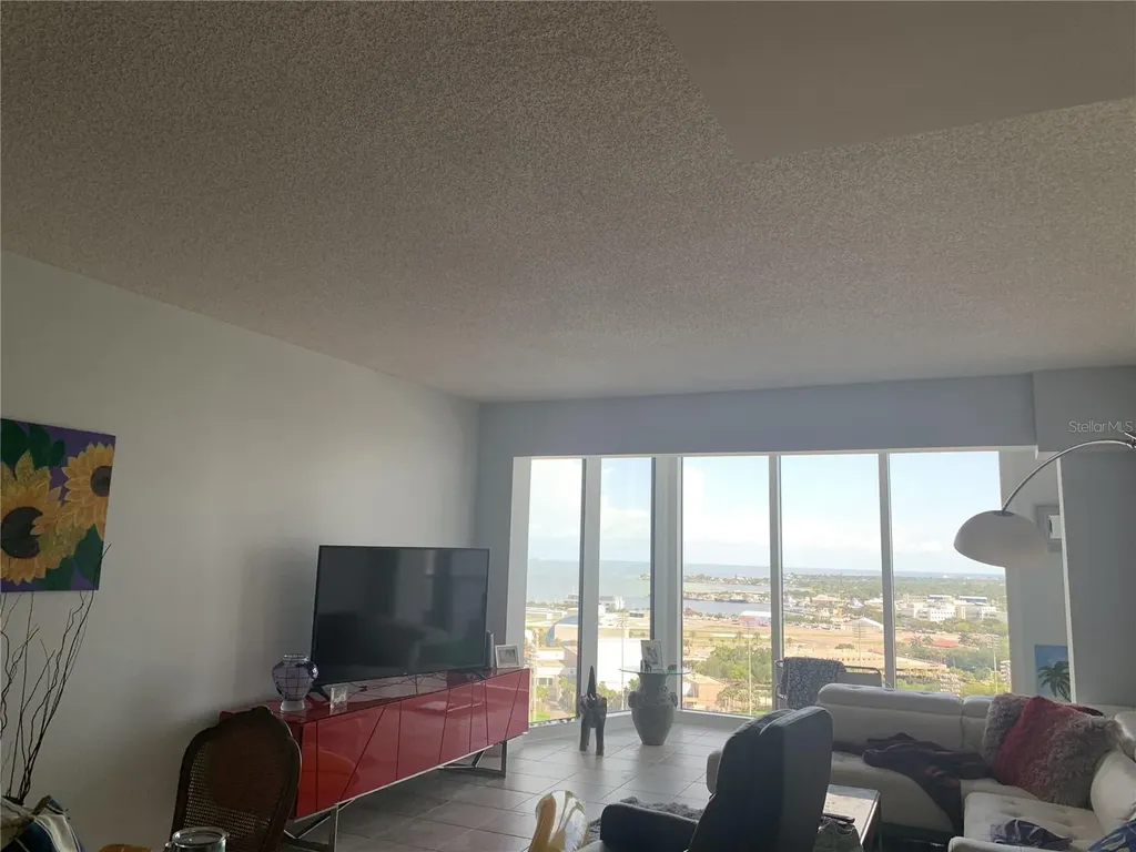 1 Beach Drive SE St Petersburg FL 33701