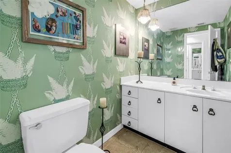 1 Beach Drive SE St Petersburg FL 33701