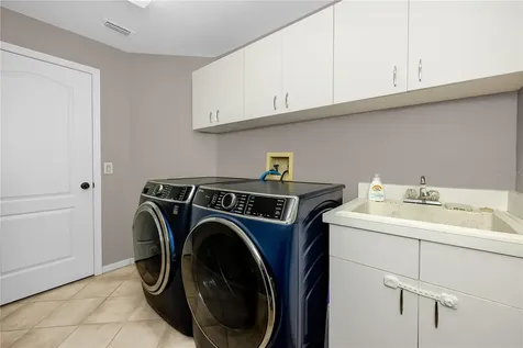 16706 Windsor Park Drive Lutz FL 33549