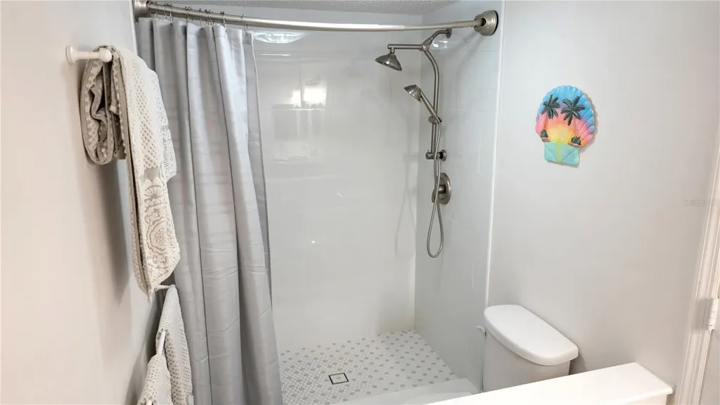 1418 Arrowhead Circle W Clearwater FL 33759