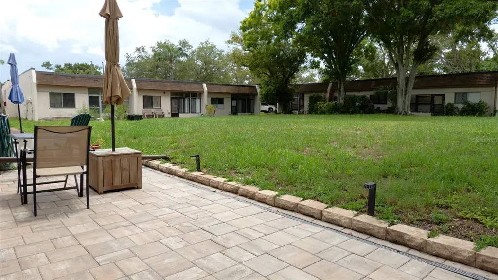 1418 Arrowhead Circle W Clearwater FL 33759