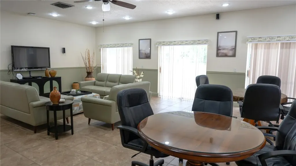 1418 Arrowhead Circle W Clearwater FL 33759