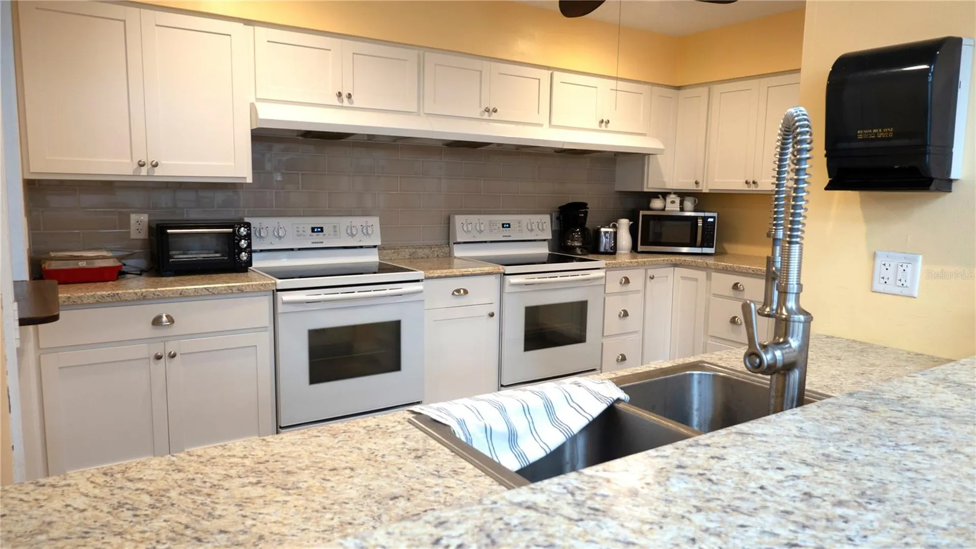 1418 Arrowhead Circle W Clearwater FL 33759