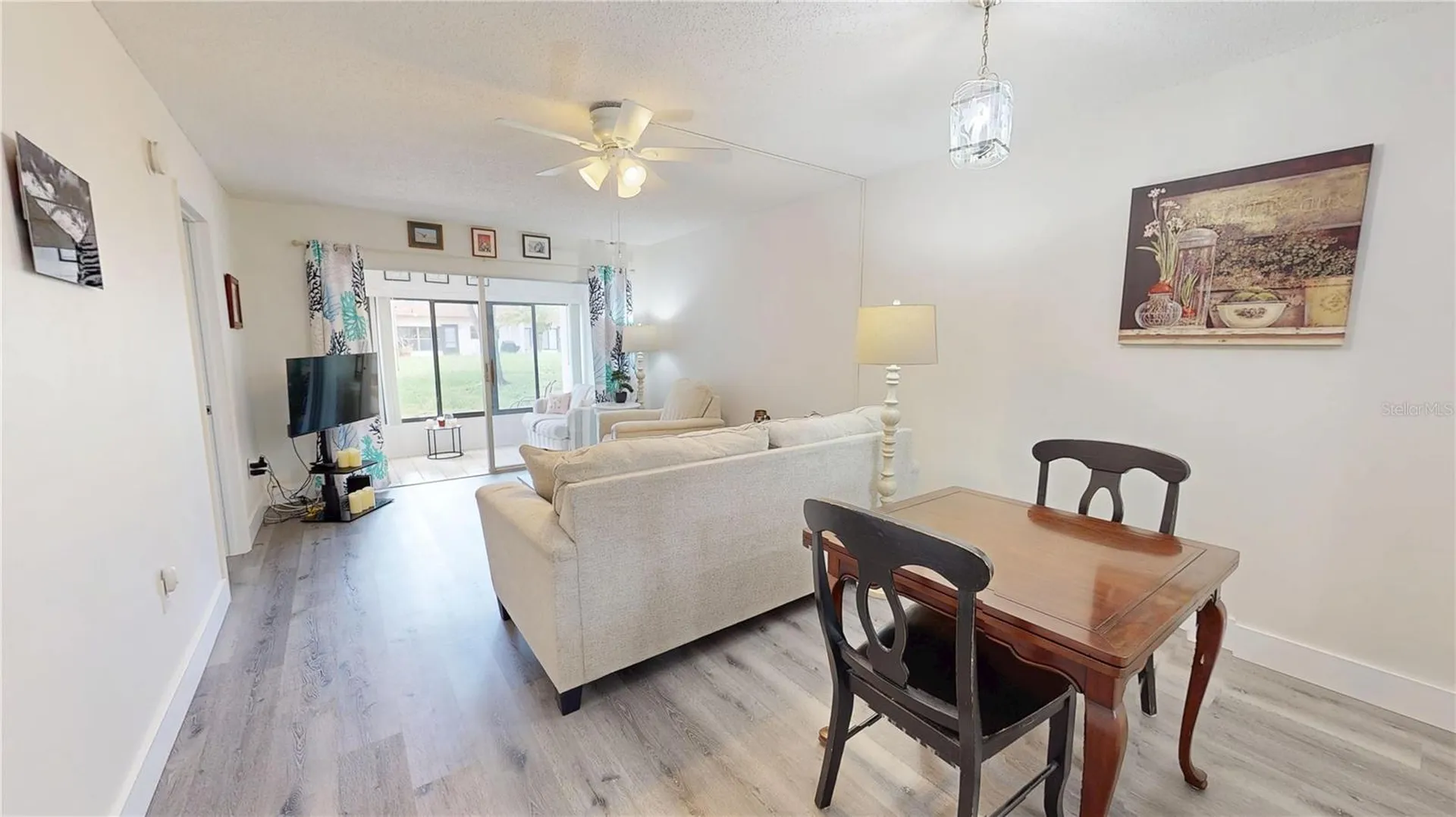 1418 Arrowhead Circle W Clearwater FL 33759