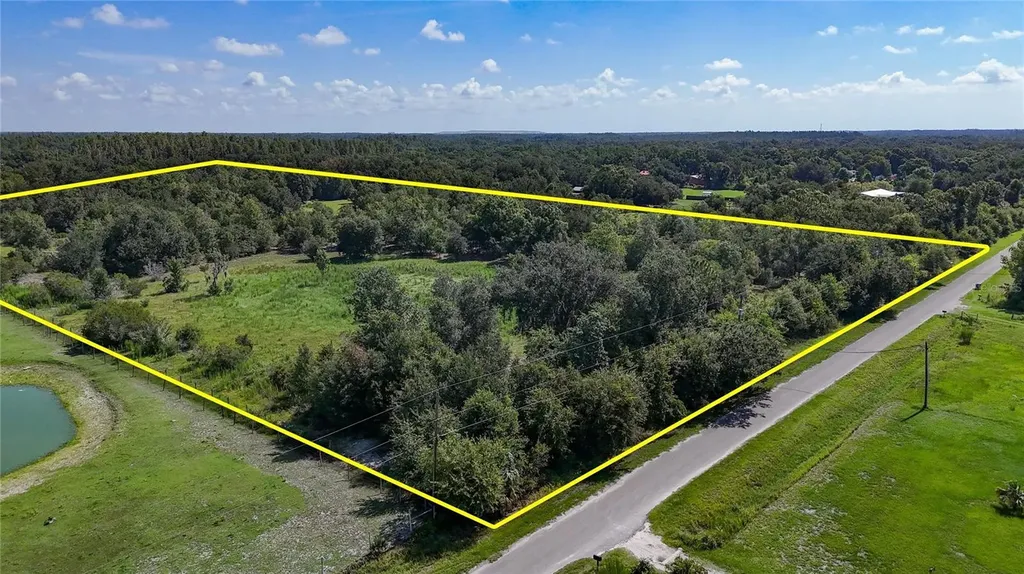 Red Hawk Lane Plant City FL 33565