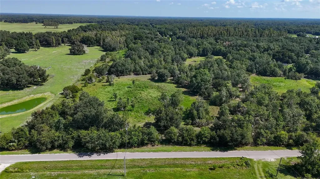 Red Hawk Lane Plant City FL 33565