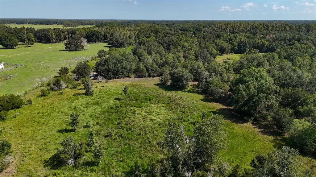 Red Hawk Lane Plant City FL 33565