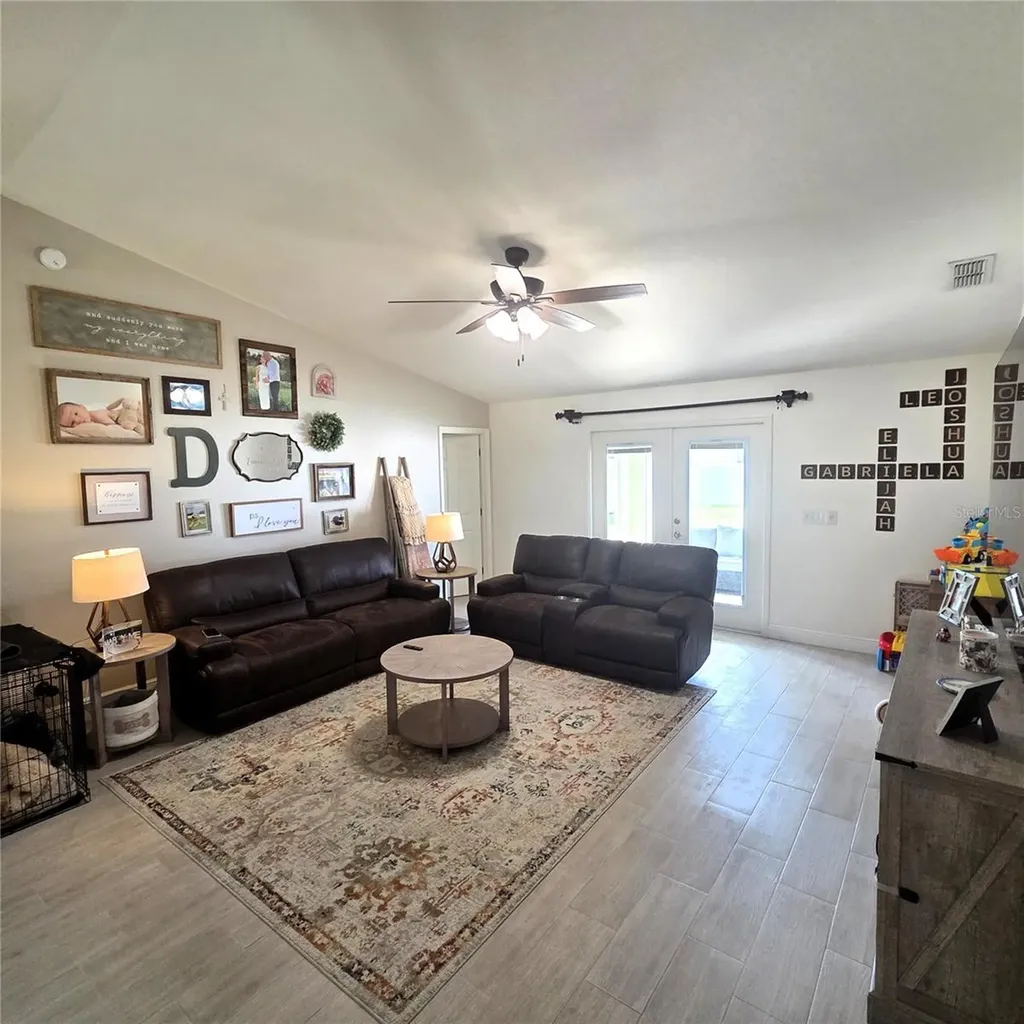 2269 Country Manor Street Bartow FL 33830