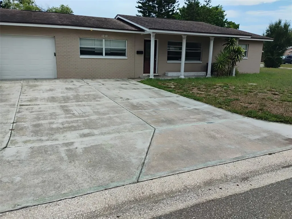 1850 57th Street N St Petersburg FL 33710