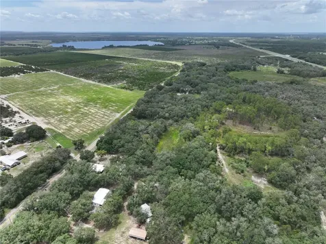 186 Avon Park Cutoff Road Frostproof FL 33843