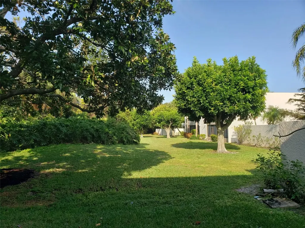 549 Lakeside Drive Bradenton FL 34210