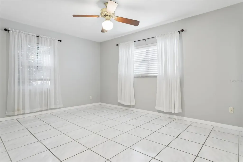2801 Wilson Circle Lutz FL 33548