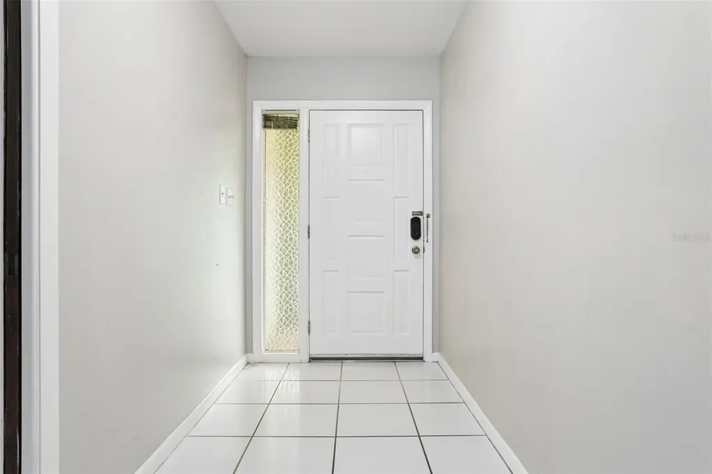 2801 Wilson Circle Lutz FL 33548