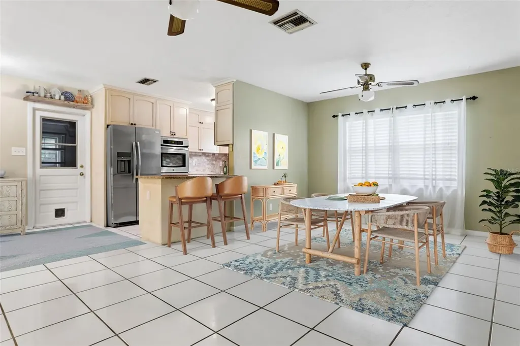 2801 Wilson Circle Lutz FL 33548