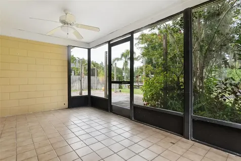 2801 Wilson Circle Lutz FL 33548