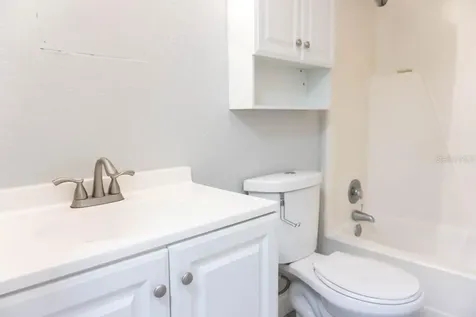 1400 Strawberry Place Plant City FL 33563
