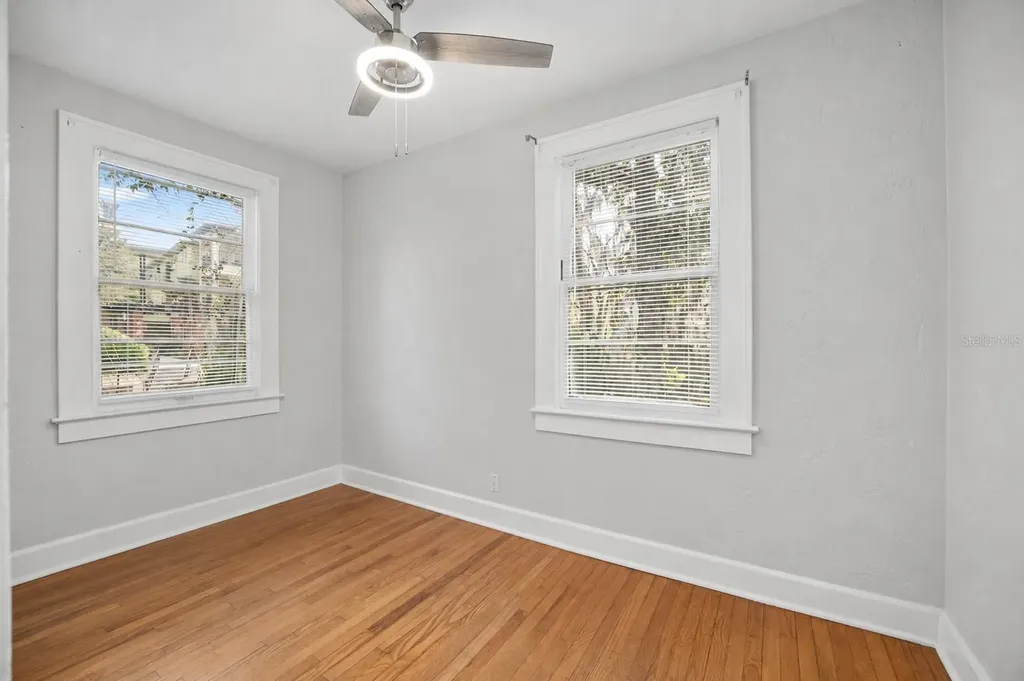 949 SW 13th Street Gainesville FL 32601