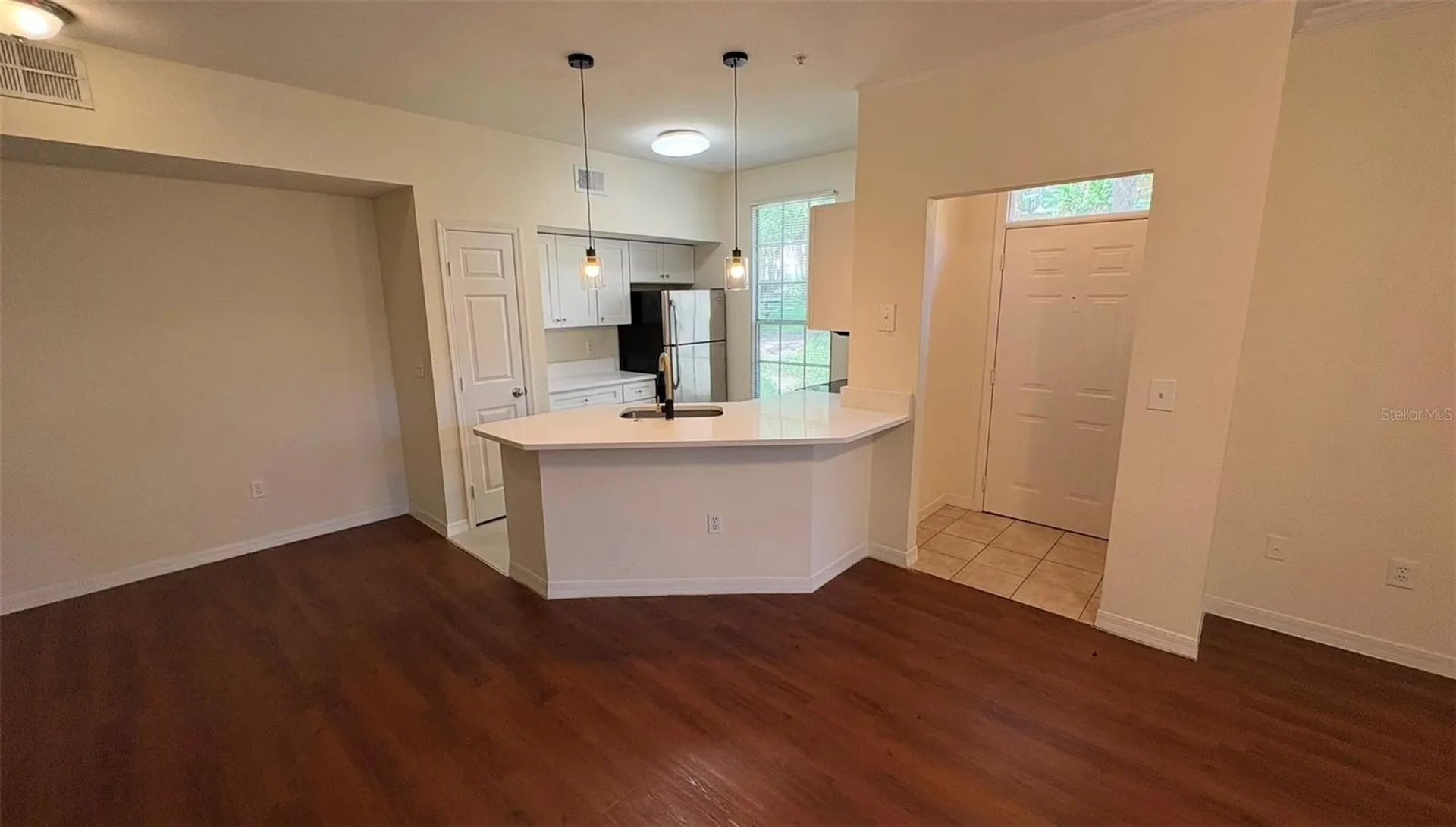6348 Raleigh Street Orlando FL 32835