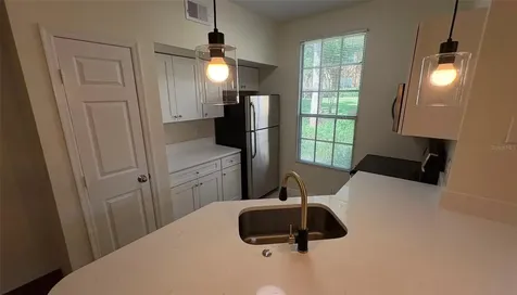 6348 Raleigh Street Orlando FL 32835