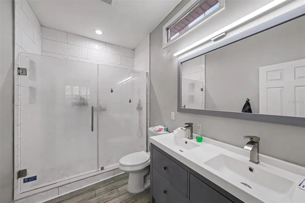 2341 W Chestnut Street Tampa FL 33607