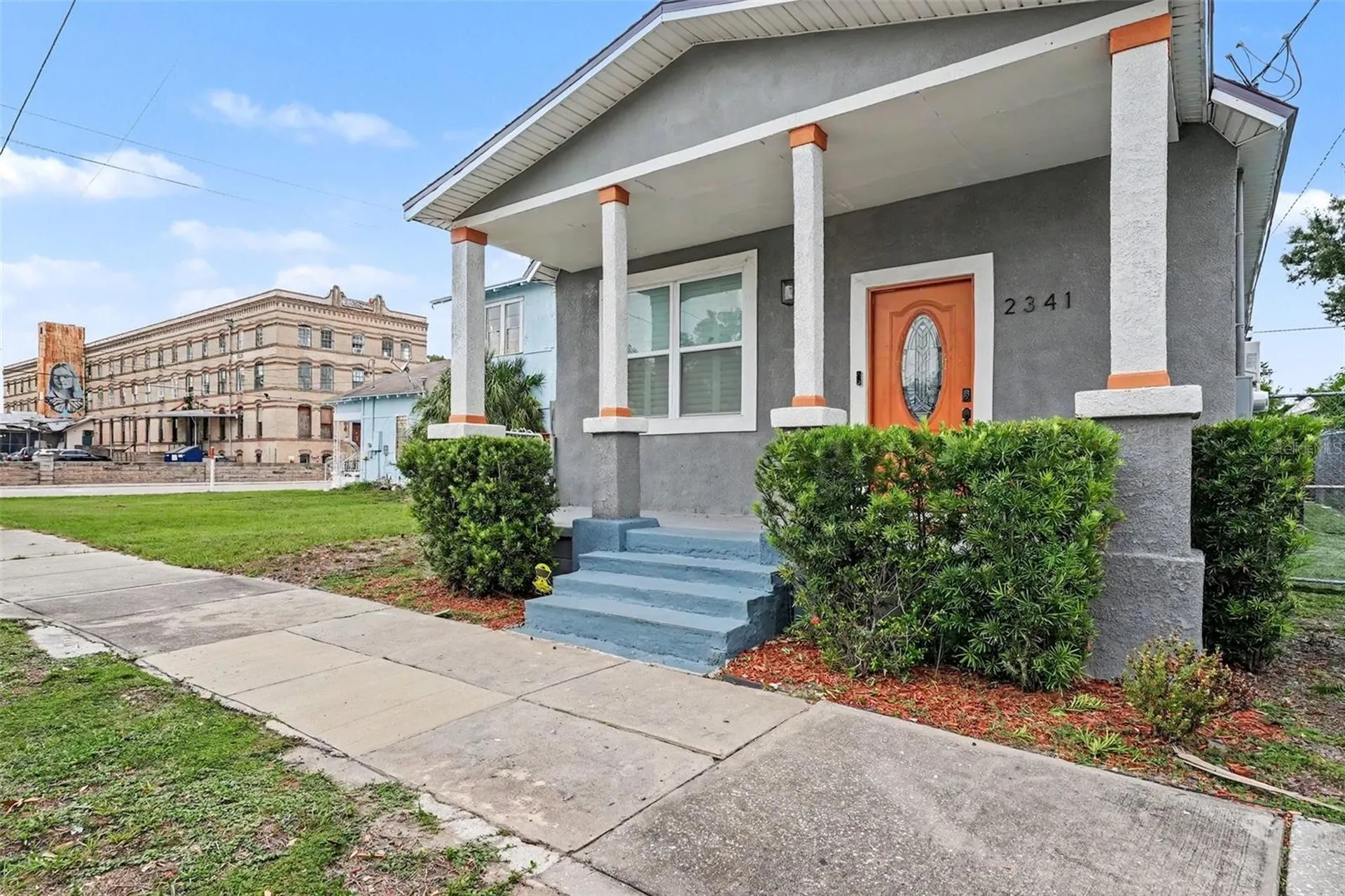 2341 W Chestnut Street Tampa FL 33607