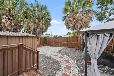 2341 W Chestnut Street Tampa FL 33607