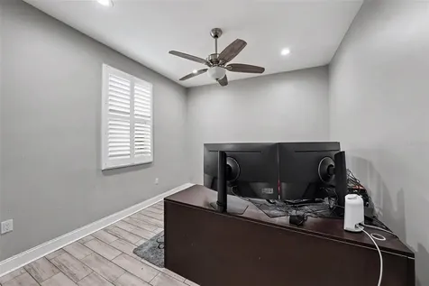 2341 W Chestnut Street Tampa FL 33607