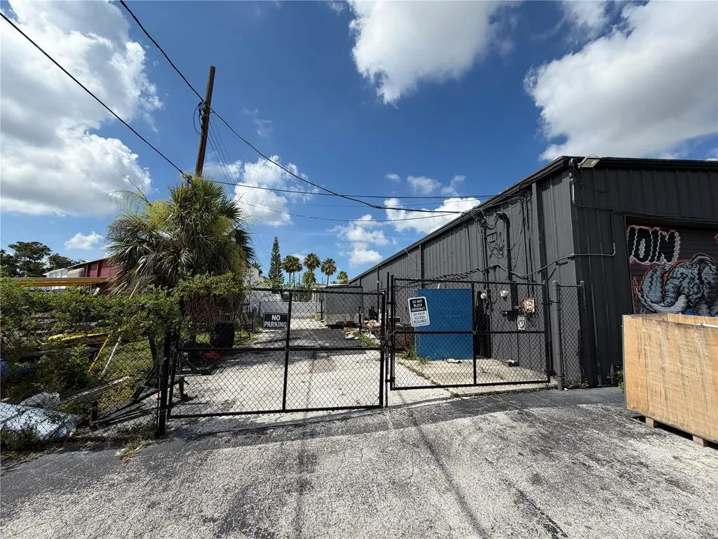 5983 49th Street N St Petersburg FL 33709