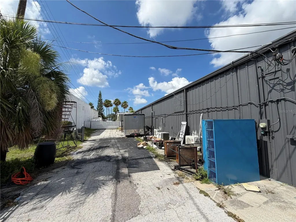 5983 49th Street N St Petersburg FL 33709