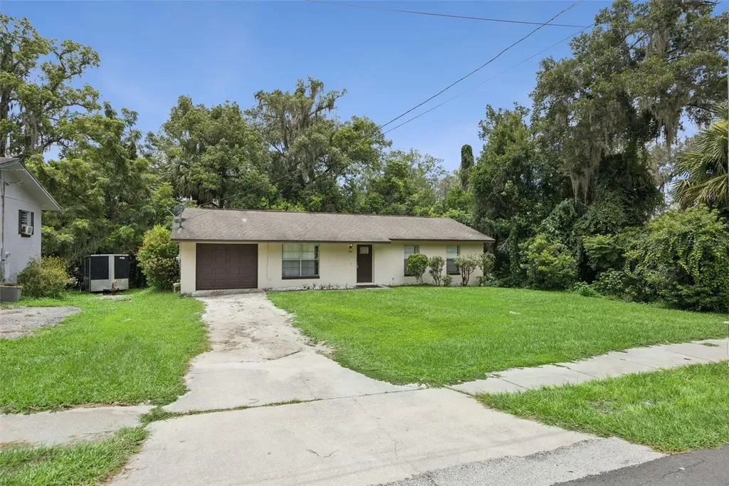 397 S Orange Avenue Orange City FL 32763