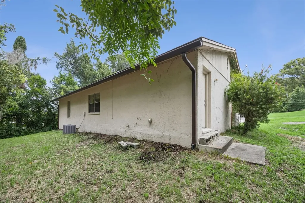 397 S Orange Avenue Orange City FL 32763