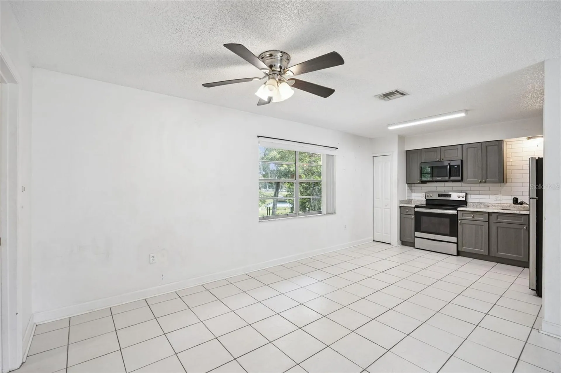397 S Orange Avenue Orange City FL 32763