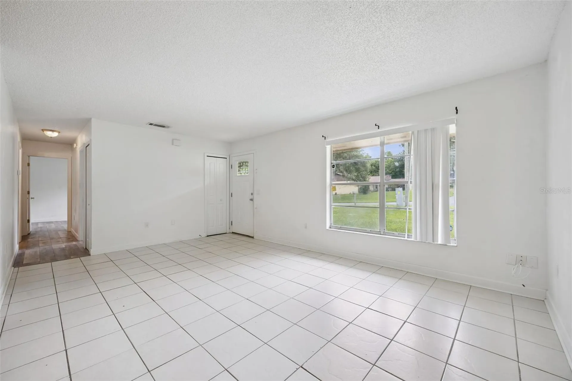 397 S Orange Avenue Orange City FL 32763