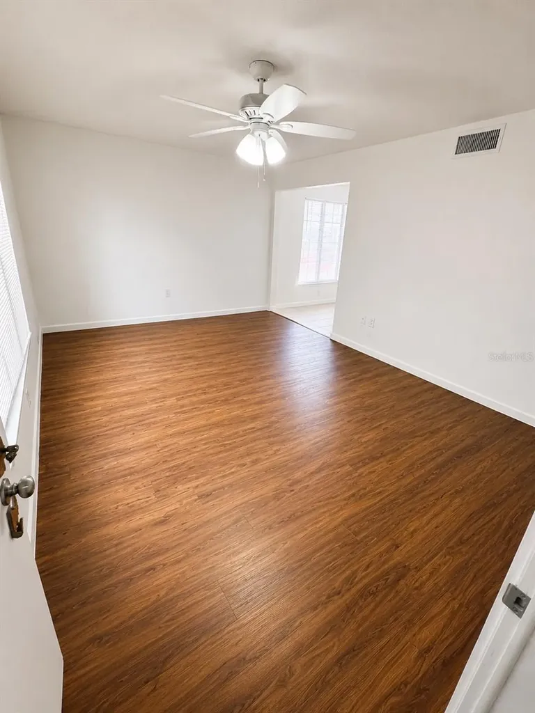 1727-1727 NE 2nd Street Ocala FL 34470