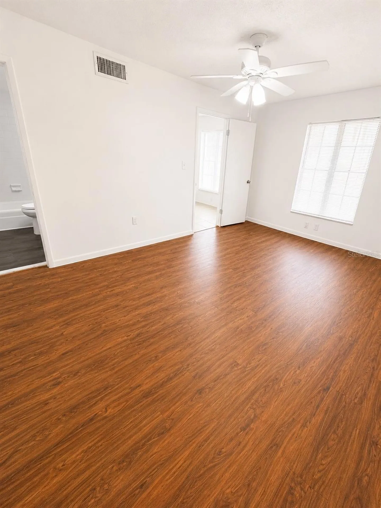 1727-1727 NE 2nd Street Ocala FL 34470