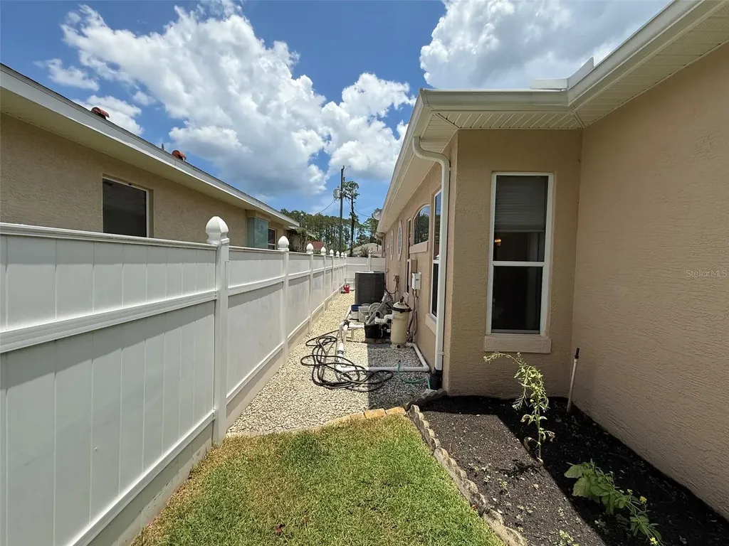 96 Esperanto Drive Palm Coast FL 32164