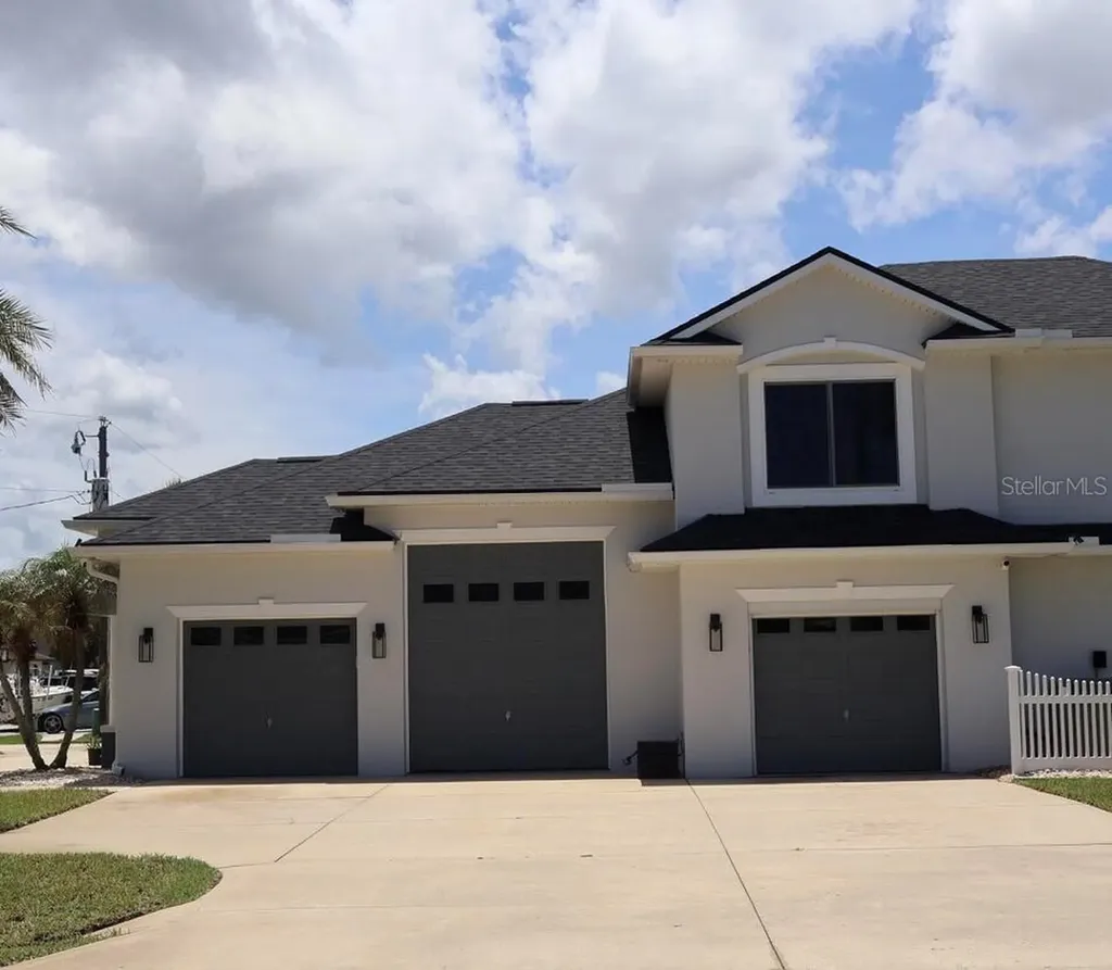 2 Colony Court Palm Coast FL 32137