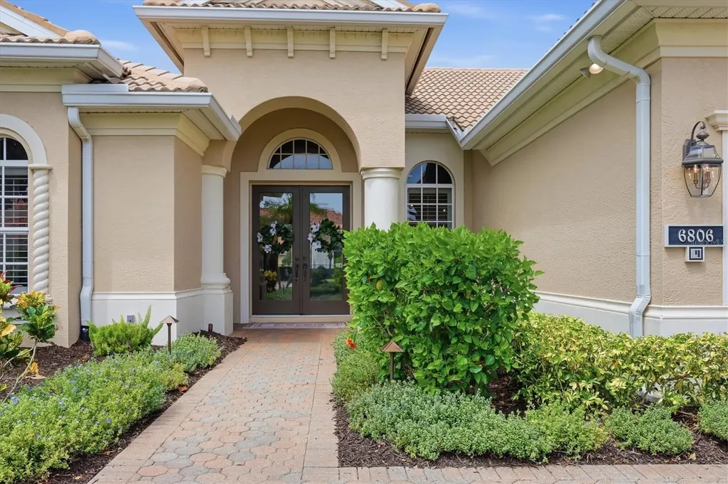 6806 Dominion Lane Lakewood Ranch FL 34202