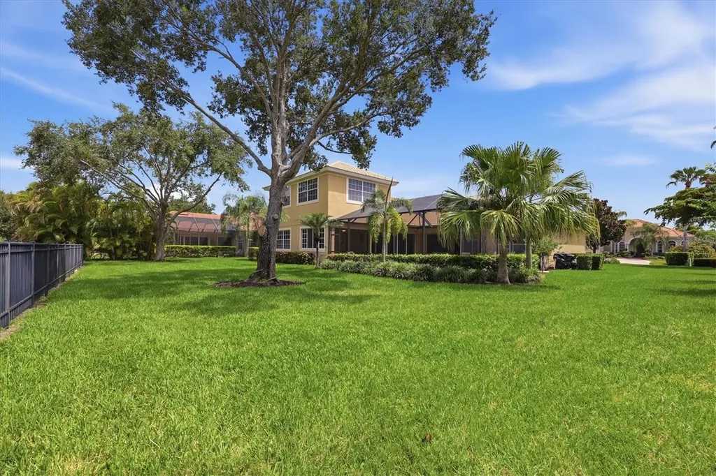 6806 Dominion Lane Lakewood Ranch FL 34202