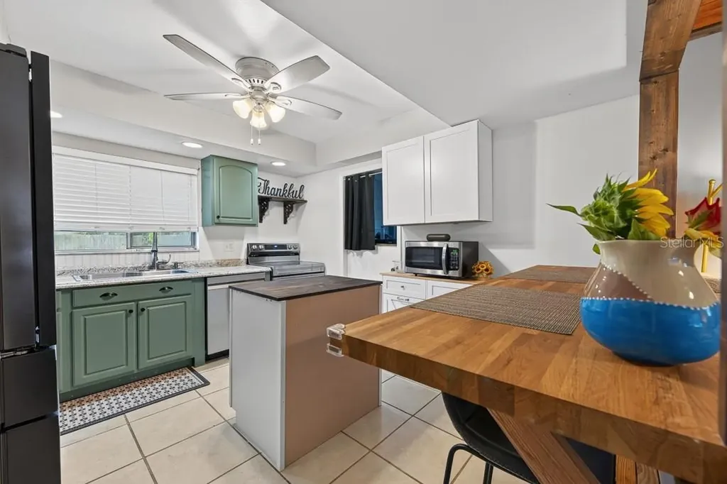 10081 60th Court N Pinellas Park FL 33782