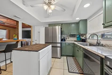 10081 60th Court N Pinellas Park FL 33782