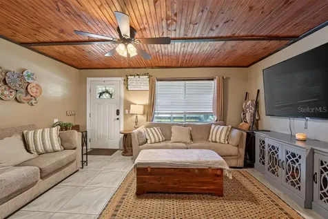 10081 60th Court N Pinellas Park FL 33782