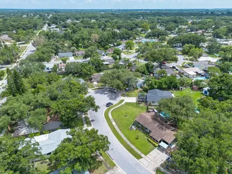 10081 60th Court N Pinellas Park FL 33782