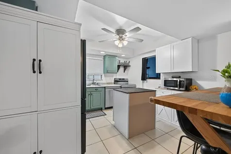 10081 60th Court N Pinellas Park FL 33782