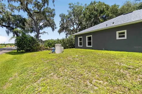 1260 Pecan Street Kissimmee FL 34744