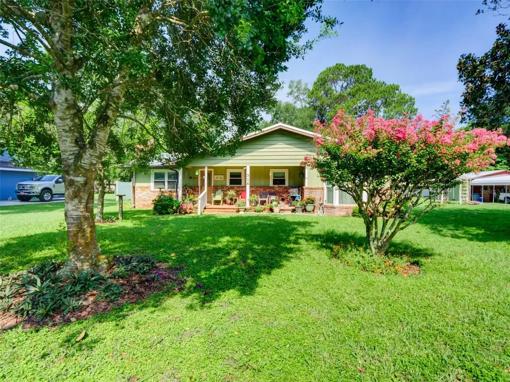 314 N York Street Bushnell FL 33513