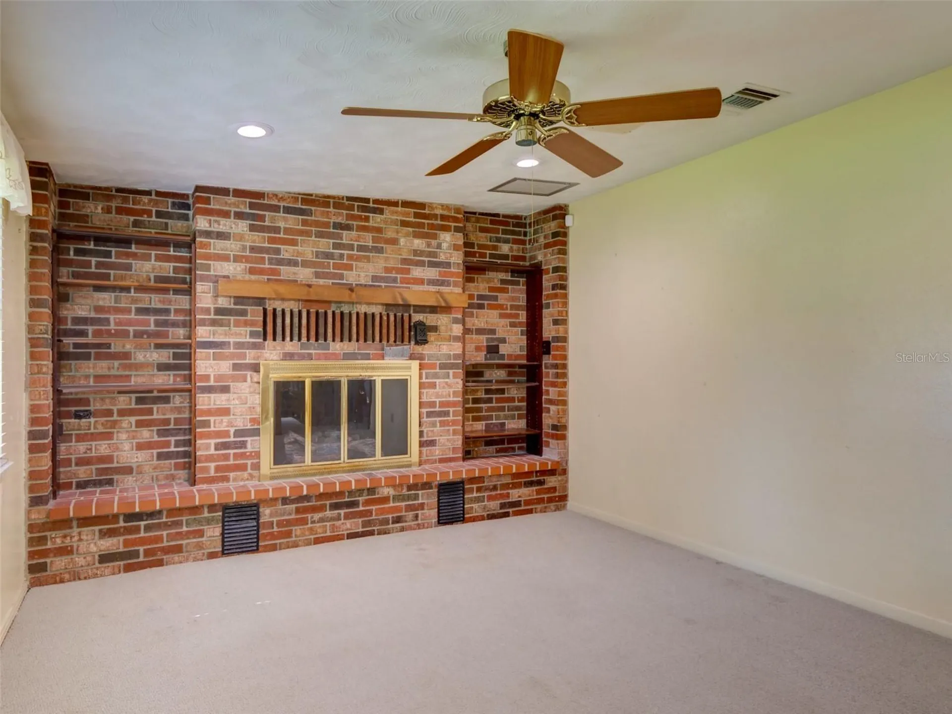 314 N York Street Bushnell FL 33513