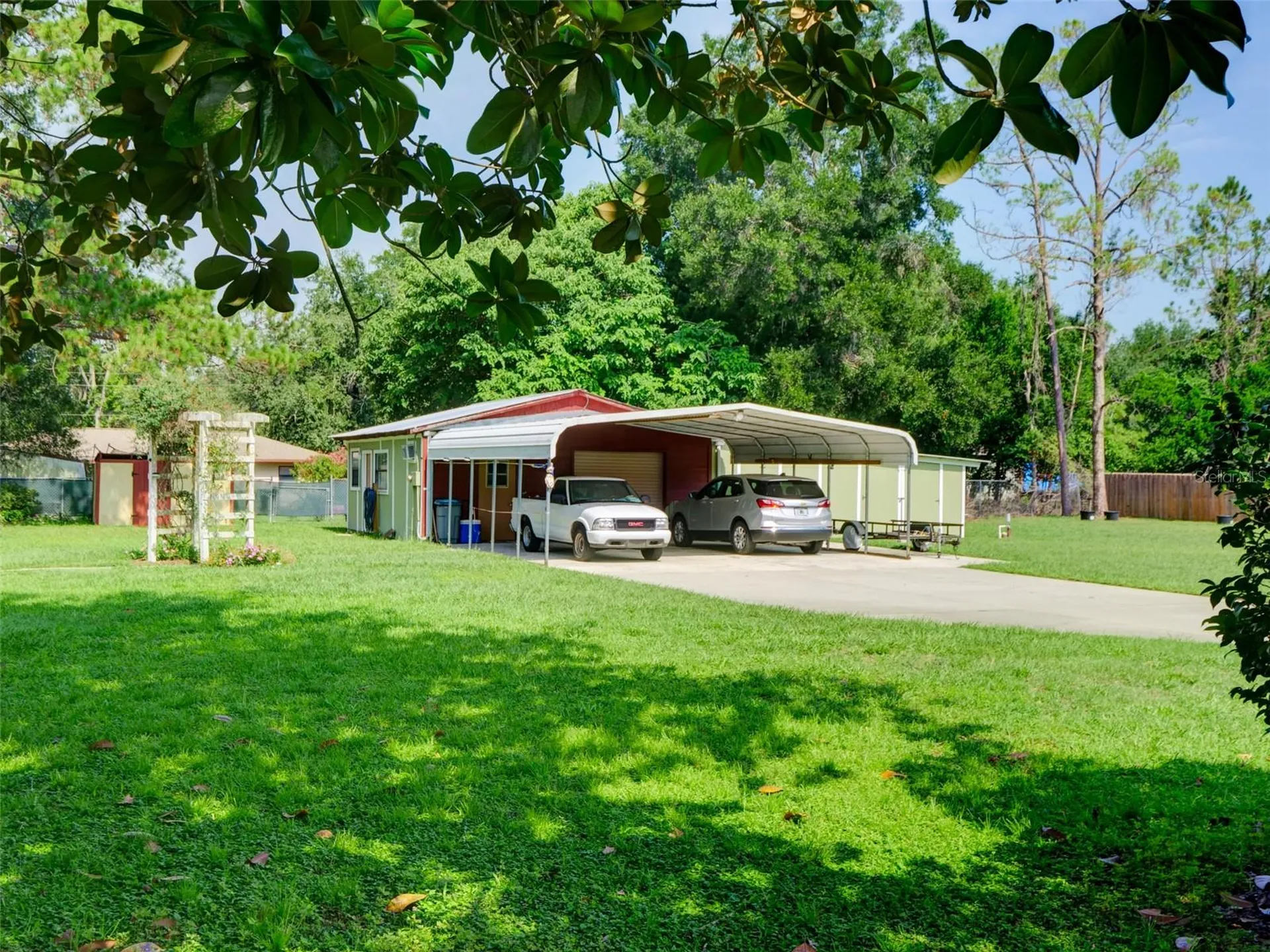 314 N York Street Bushnell FL 33513