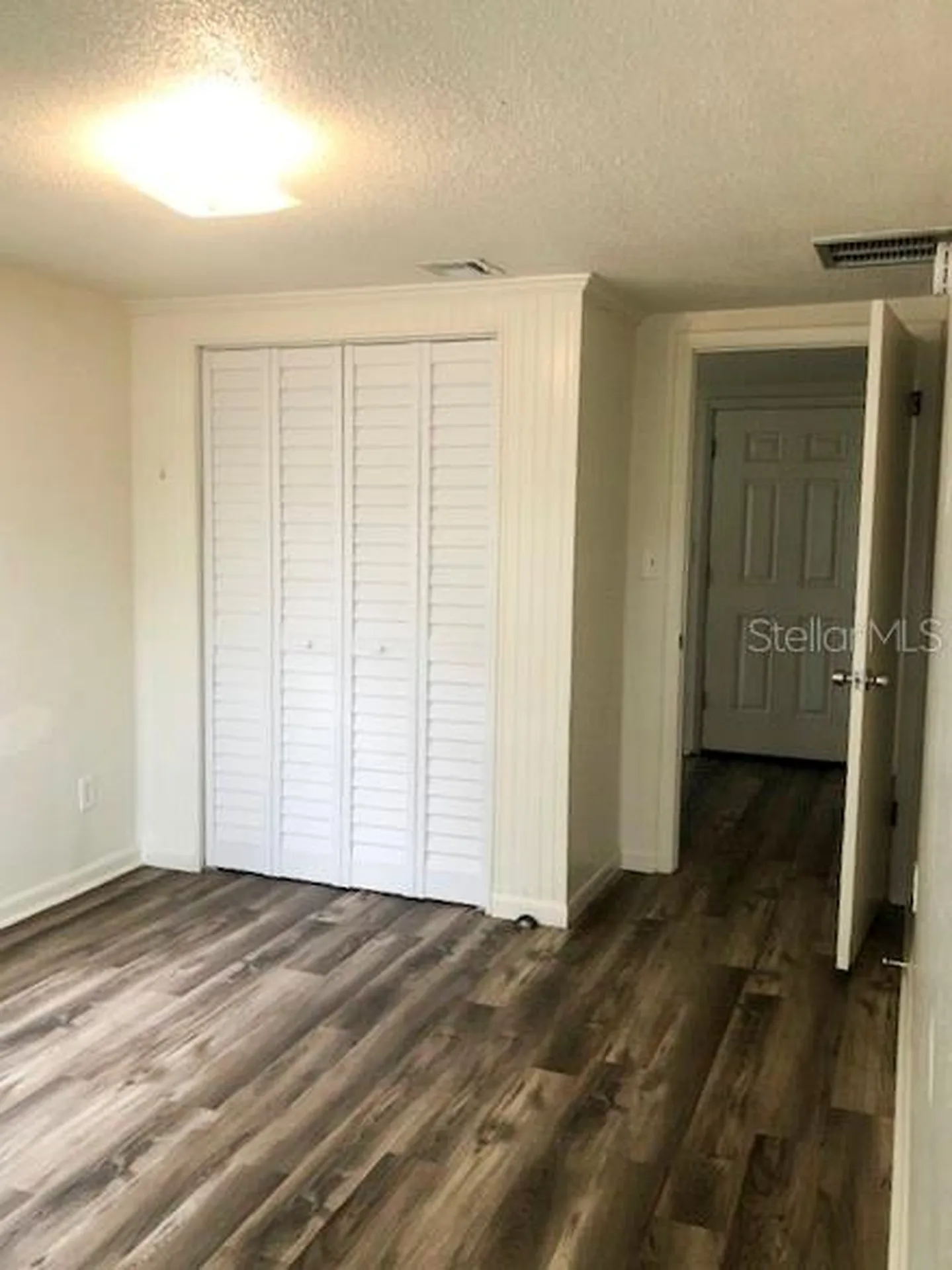 5555 Barton Drive Orlando FL 32807